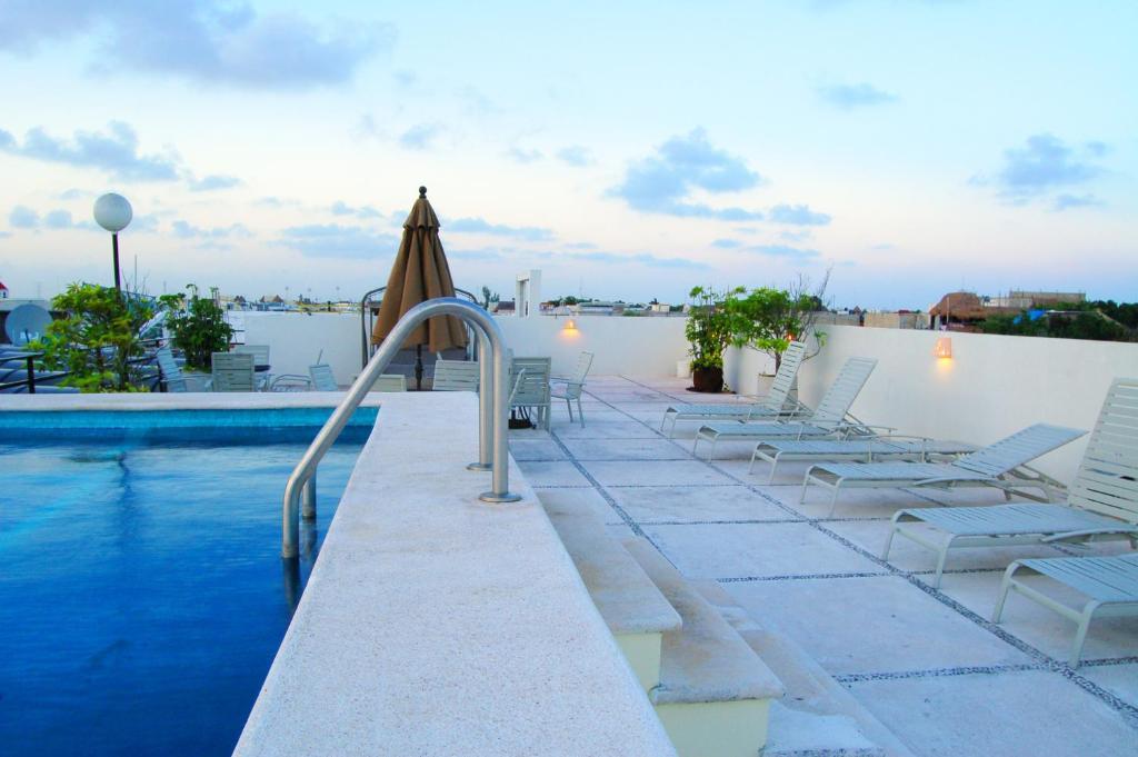 Hotel Los Itzaes By 5Th Av ปลายาเดลการ์เมน ภายนอก รูปภาพ